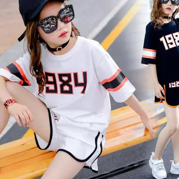 

2020 Teenage Girls Clothing Set Girls 2pcs School Tracksuit Sports Shirts + Shorts Girls Costume Children Clothing Kids Clothes