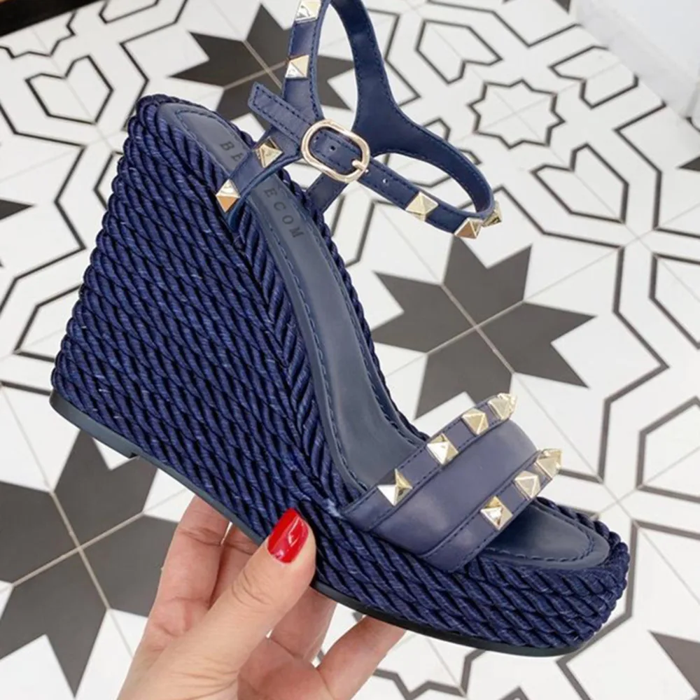 

SONFRNCH 2019 Summer New Genuine Leather Thick-soled Slope-heeled Sandals with Rivets and Open-toed Women's Shoes