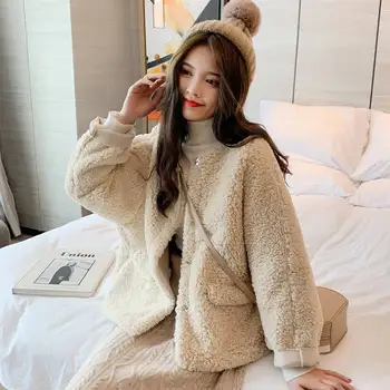 

2019 Female autumn new short lambs coat