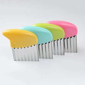 

Small Vegetable Potato Carrot Crinkle Wavy Chip Dough Cutter Blade Slicer Stainless Kitchen Tool