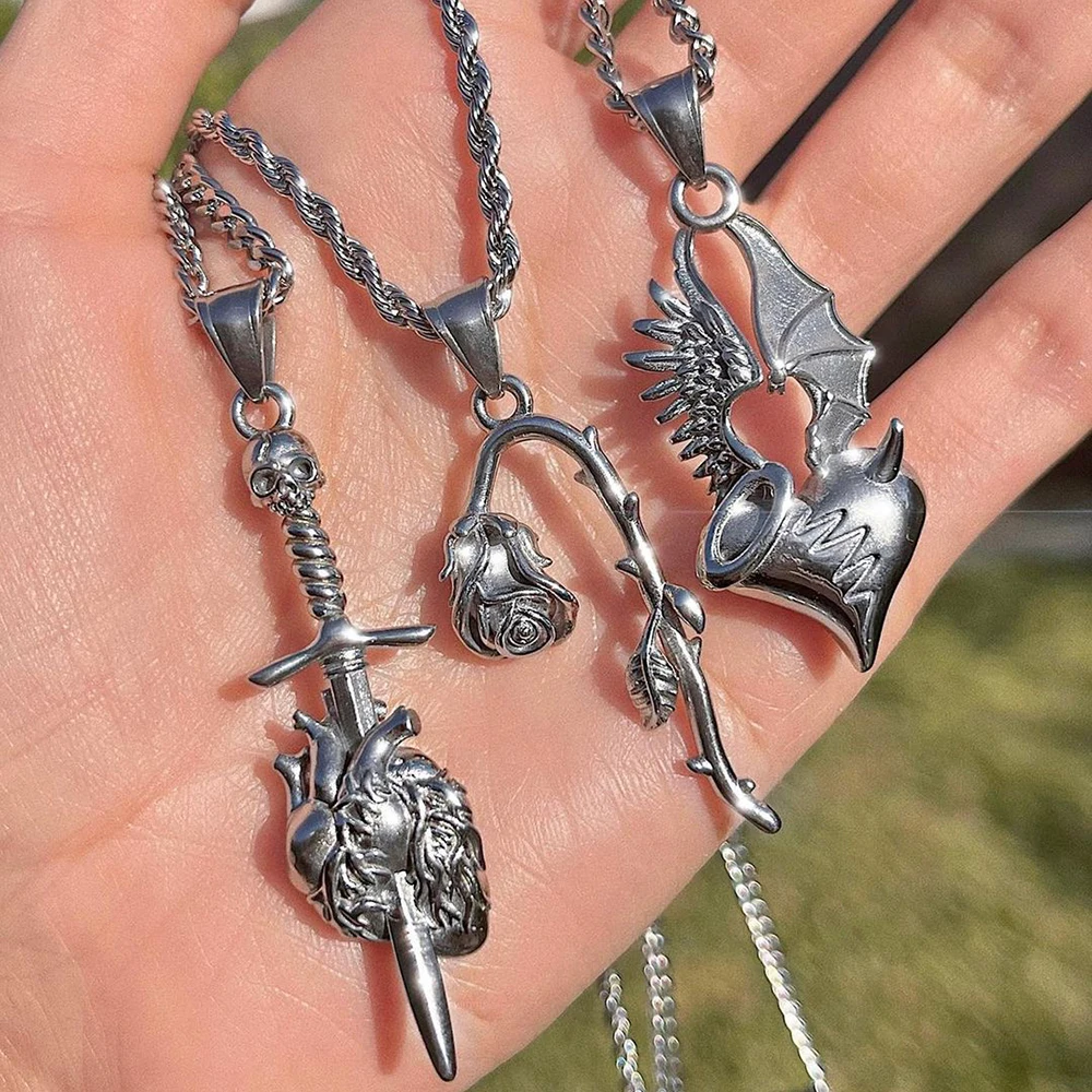 Caiguoer Collier Gothique Unisexe Avec Pendentif Lune En Alliage Noir, Accessoires D'Halloween Pour Adolescents Et Jeunes Adultes