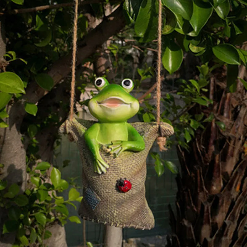 Outdoor Garden Creative Ornaments Tree Hanging Cat Frog Santa Dog Garden Courtyard Balcony Craft Micro Landscaping Decor M2363