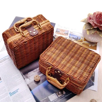 

Picnic Basket Handmade Wicker Storage Case Vintage Suitcase Travel Outdoor Photo Props Box Woven Bamboo Boxes Rattan Organizer