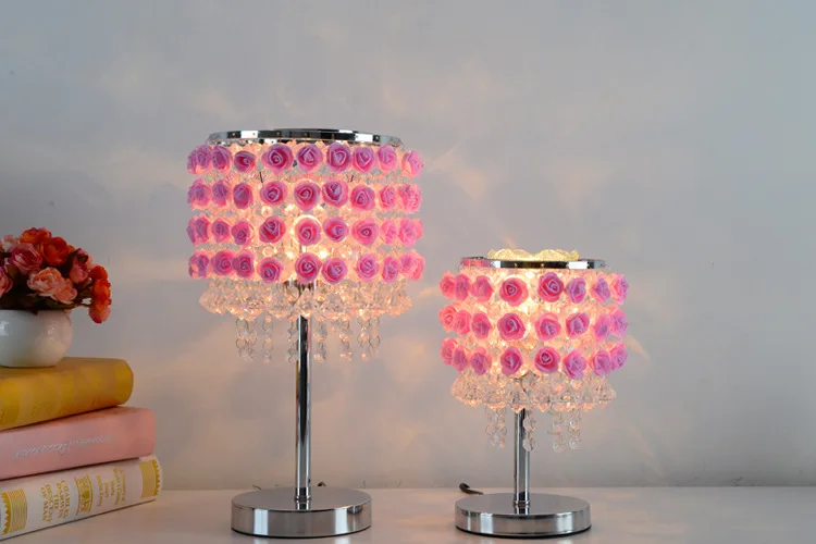 2557873243_217802186