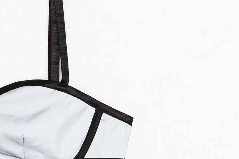 9369464275_1973477789