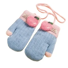 Детские перчатки; зимние теплые бархатные вязаные перчатки с веревочкой для мальчиков и девочек; Плюшевые варежки с пальцами; уличные перчатки с подвеской на шее; детская От 3 до 6 лет