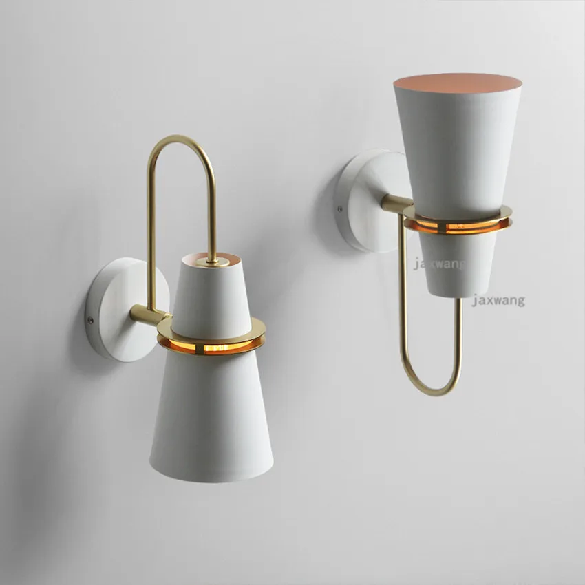 Modern LED Iron Wall Lamps Nordic Warm Lamps Romantic Home Lighting Bedroom Postmodern Personality Sconce Lighting Light Fixture
