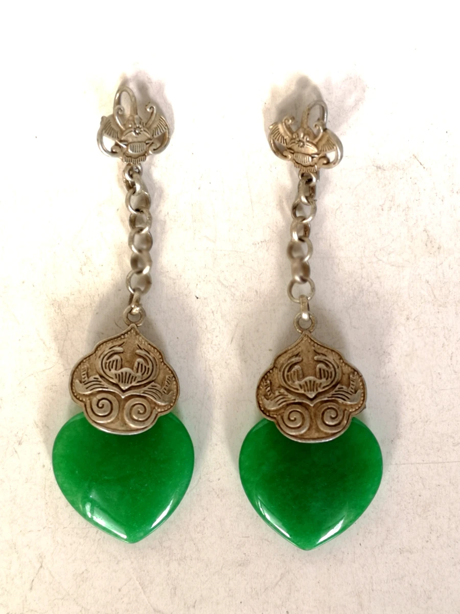 

YIZHU CULTUER ART Wonderful Collection China Tibet Silver Jadeite Jade Inlay Carving Bat Earrings Pendant Decoration Gift