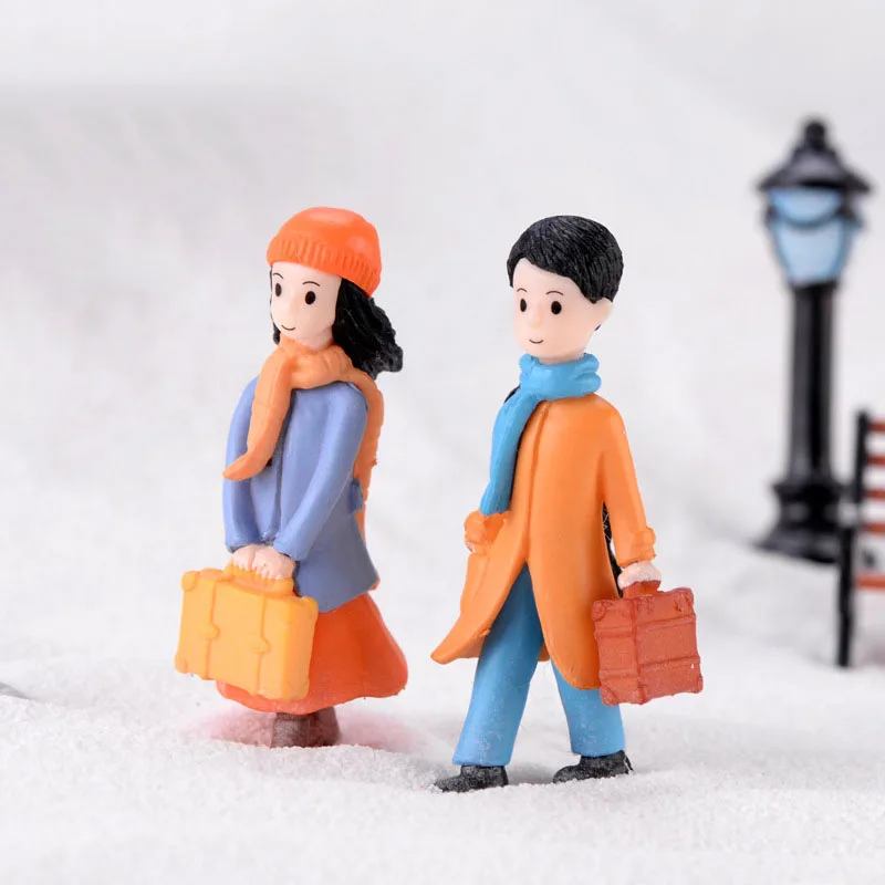 2Pcs 2x5cm Mini Figures Couple Home Decoration Accessories Fairy Garden Lovers Ornament Dollhouse Figurines Miniature Decor