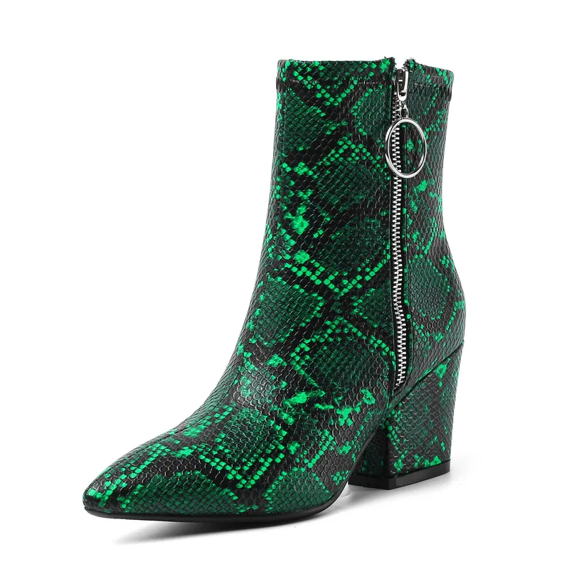 Зимние женские короткие ботильоны; женские ботинки на молнии; женские ковбойские ботинки на высоком квадратном каблуке с острым носком и змеиным принтом в западном стиле; женские ботинки; BT15 - Цвет: Зеленый