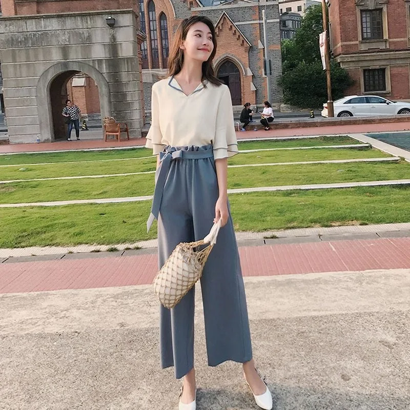 

Photo Shoot Hong Kong Flavor Small Fold-down Collar Bell Sleeve Chiffon Shirt INS Late Evening Breeze Lace-up Loose Pants Loose-