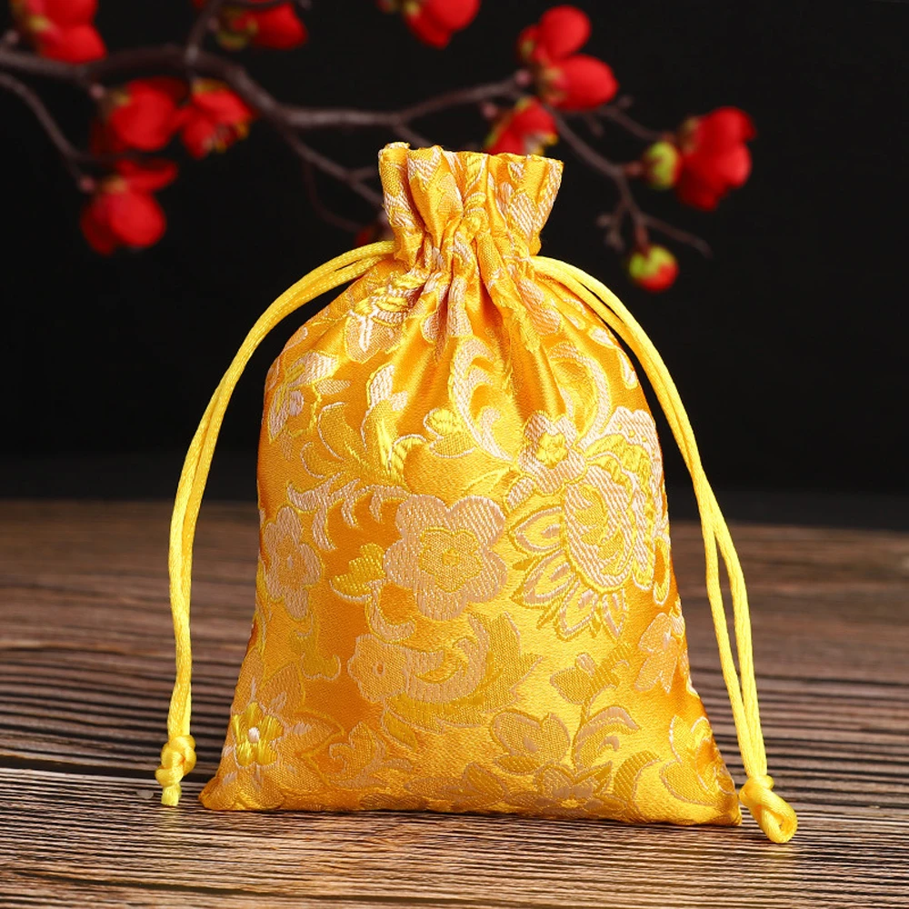 Handmade Embroidered Satin Drawstring Gift Pouch – Elegant Jewelry & Gift Packaging Bag