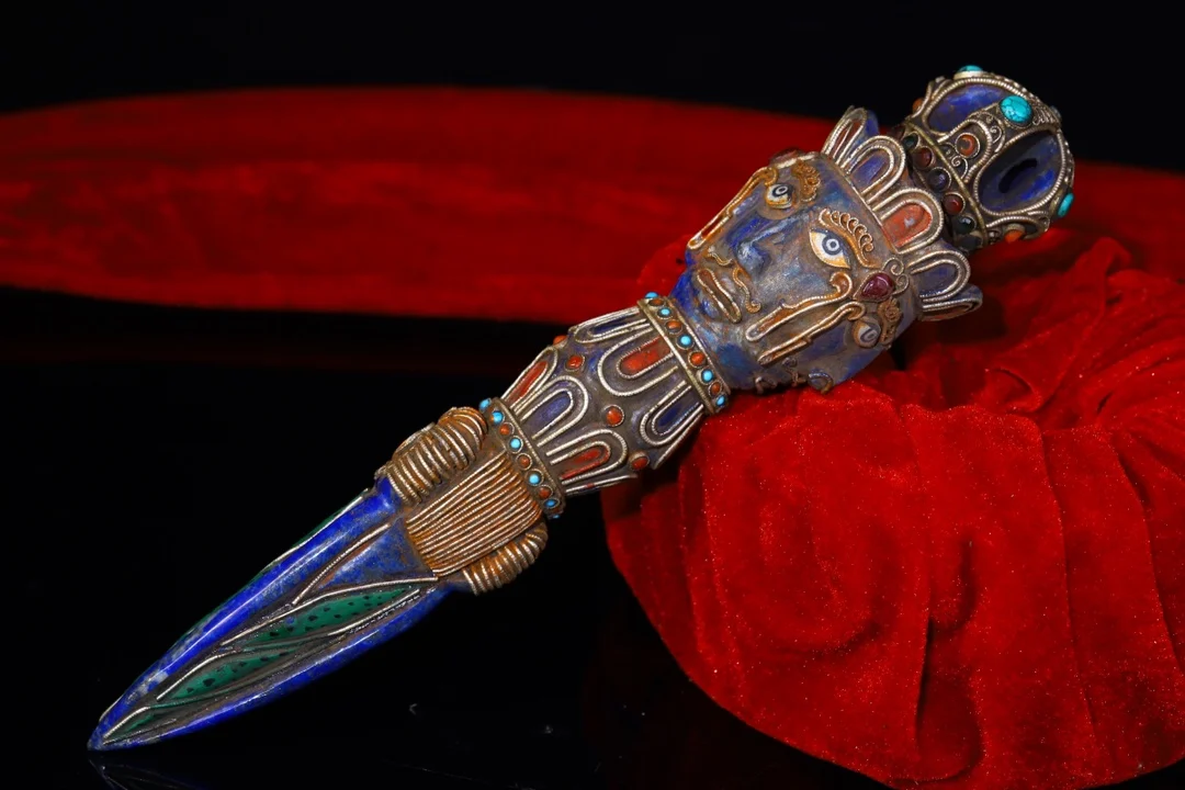 

9”Tibet Temple Collection Old Natural lapis lazuli Filigree mosaic Gem Tracing Mahakala Head Vajra Phurpa Amulet Worship Hall