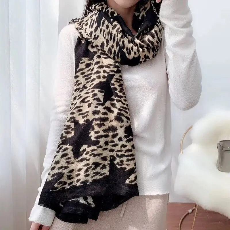Beige leopard Роскошный зимний Леопардовый шарф с принтом животных, Змеиный платок с принтом зебры, мягкие пашмины, Шали Обертывания, пончо и накидки, Роковая женщина - Цвет: Beige leopard