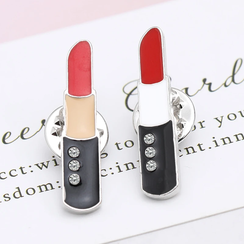 

New Lipstick Lip Enamel Pins Fashion Sexy Brooch Clothes Button Denim Jackets Lapel Pins Women Girl Brooches Jewelry Accessories
