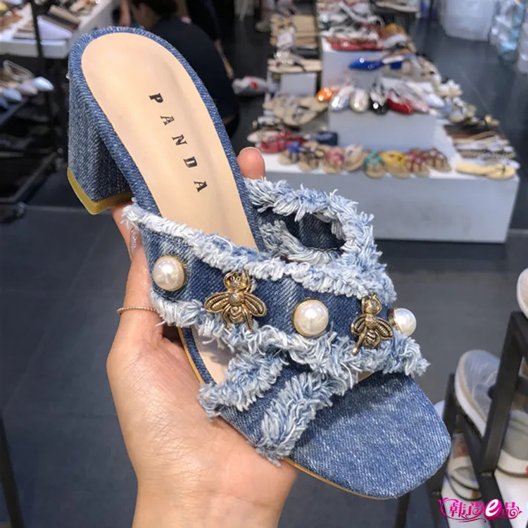 

Womens Denim Jeans Tassels Pearls Peep Toe Metal Bee Decor Block Heel Slipper Slingback Mules New G6