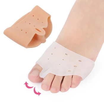 

2018 Universal Big Toe Bunion Corrector Hallux Valgus Orthotics Silicone Toes 2pcs Separator Foot Feet Care Tool Orthopedic Pad