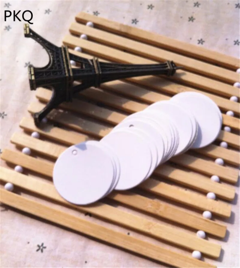 200pcs 3.5cm Round Kraft Paper Tags Party Favors Tags Wedding Favors Candy Boxes Decoration Tag Card