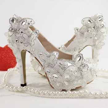 

2020 Fashion Beautiful Lace ButterflyHigh Heel Shoes White Wedding Dress Shoes Party Prom Pricess Single Shoes Plus Size