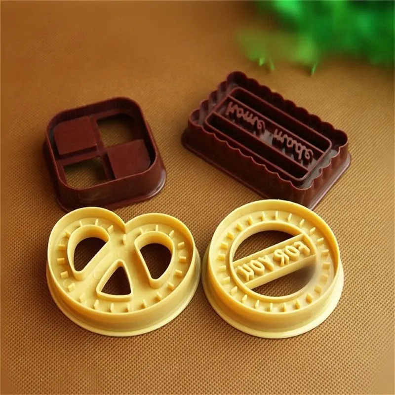 

4Pcs Square Round Cookie Biscuit Cutter Set Bread Fondant Cake Mold Baking Tool Four Shape Cookie Mold Danish Cookie Cutter