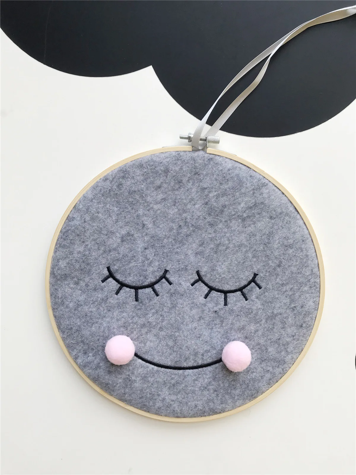 17596102_853876231454601_35115