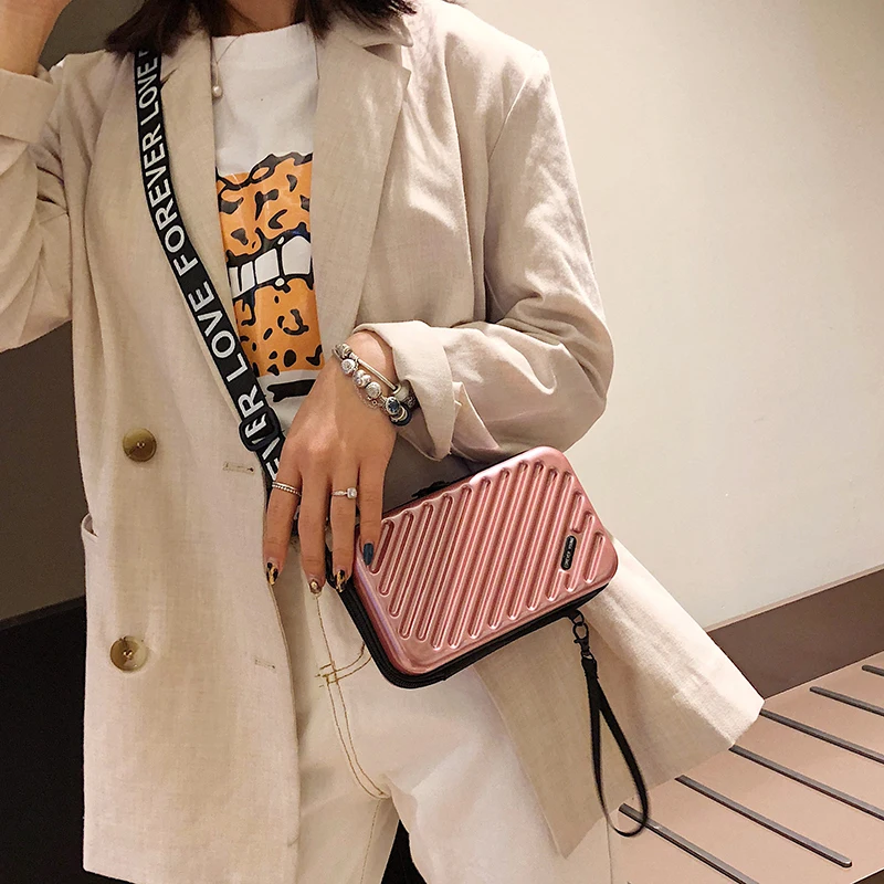 

Litthing Hand Bags for Women 2019 New Suitcase Shape Totes Fashion Mini Luggage Bag Women Famous Brand Clutch Bag Mini Box Bag