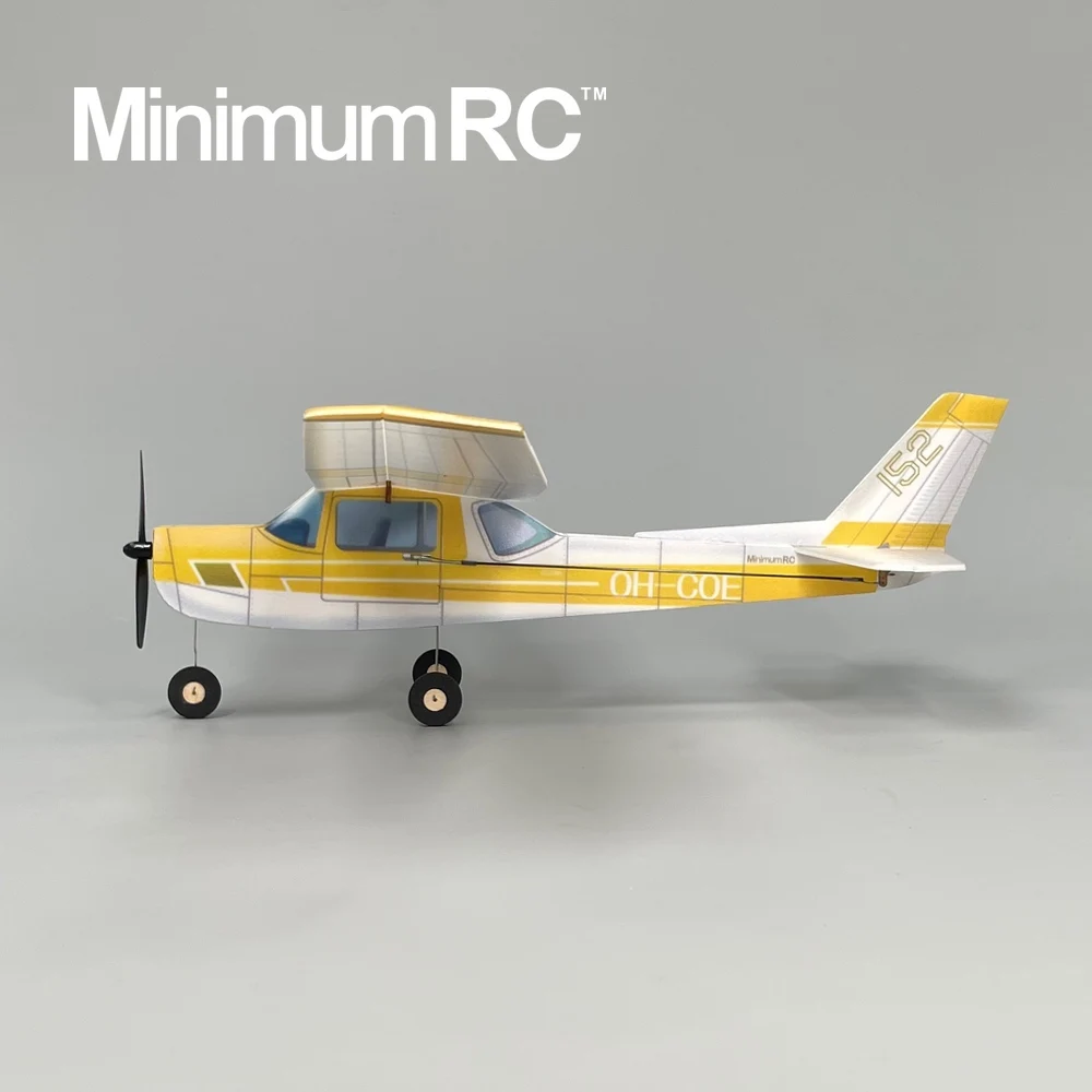 Cockpit et hélice du Mini Cessna 152 RC, avion 3CH avec kit complet.