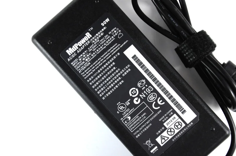 

Блок питания для ноутбука TOSHIBA Satellite M308 M310 M311 M321 M323 M325 M328 M330 M331 M332 M333, 19 в, 4,74 А