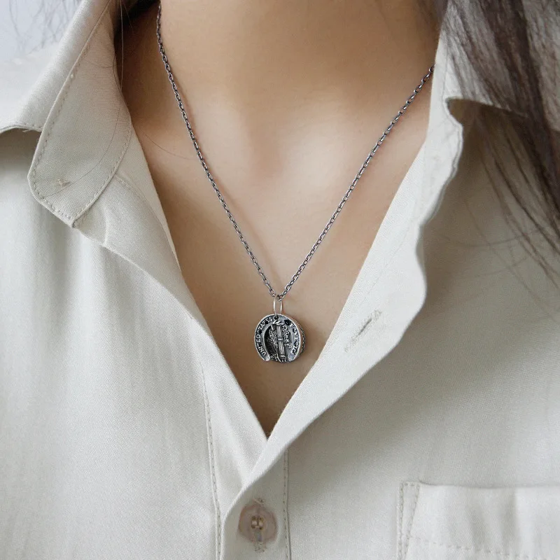 Vintage necklaces for women,face Tree Double patterns surface U Shaped circlce fine jewelry party casual Choker pendant necklace