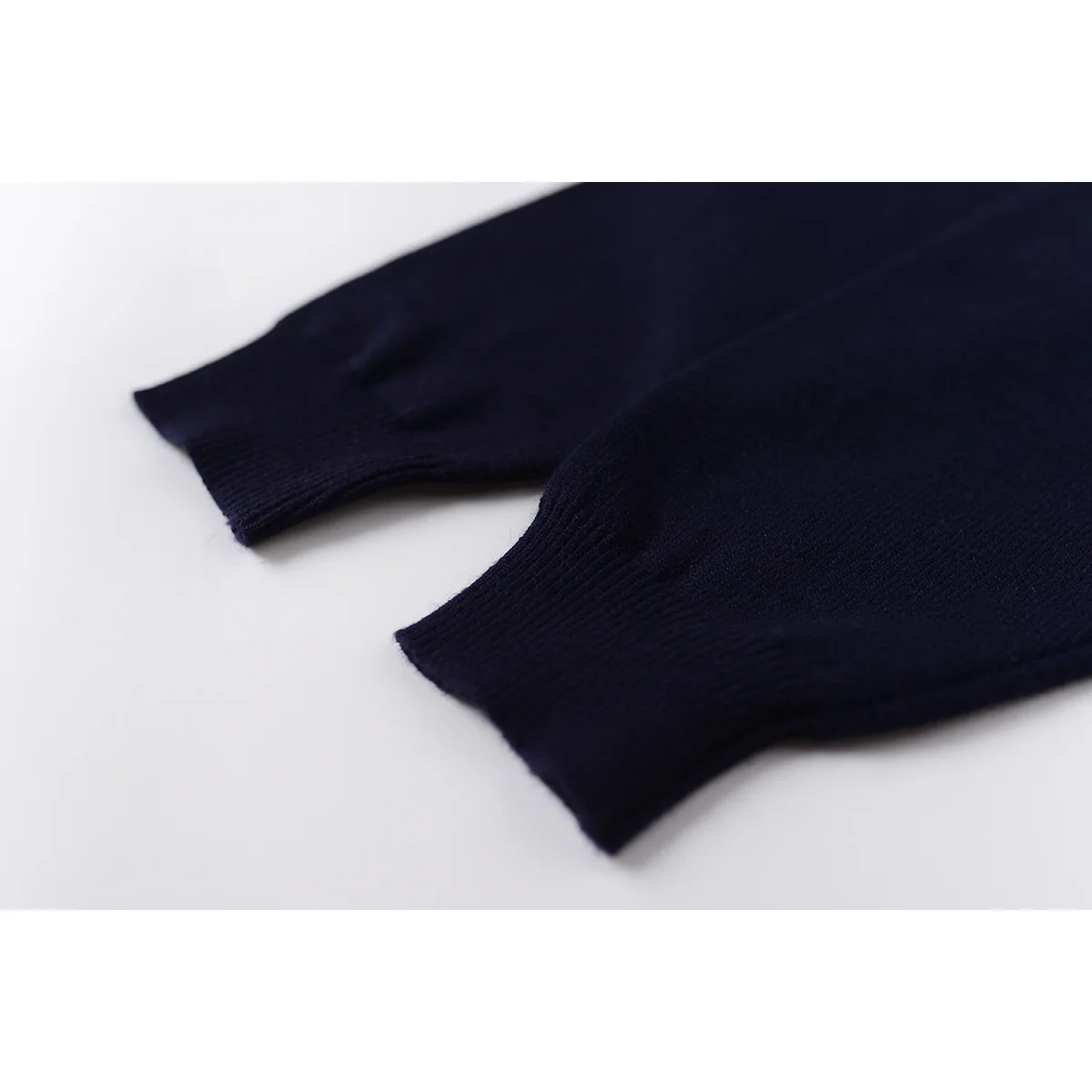 Женский свитер, шерсть, контрастный цвет, женский свитер с v-образным вырезом, Короткий Повседневный свитер для женщин