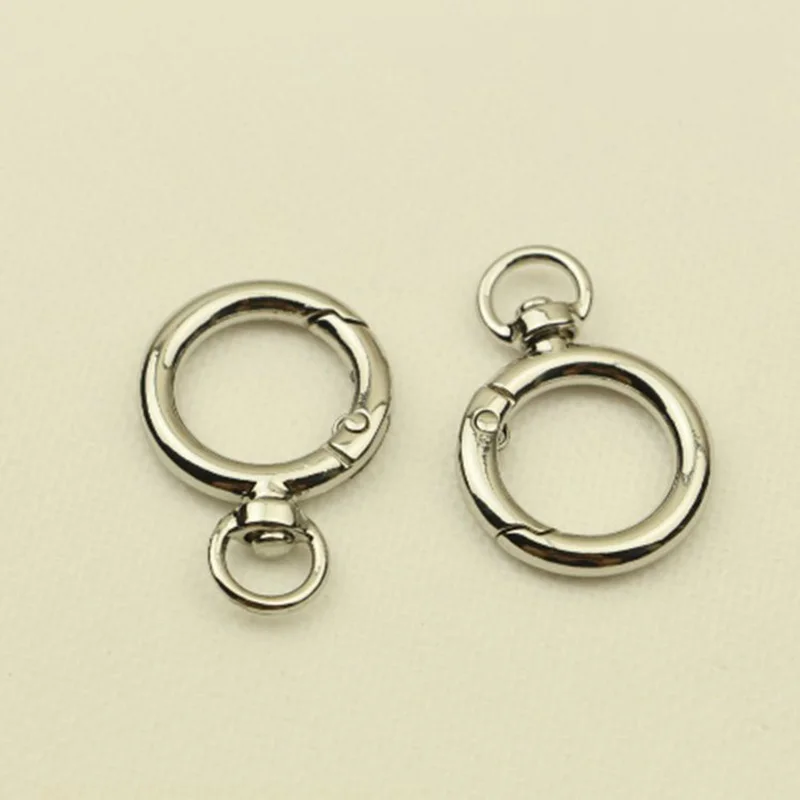 9202985993_598437754