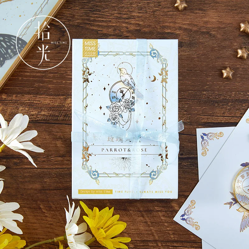 

30 Pcs/Set Creative Parrot and Rose Postcard DIY Gilding Series Greeting Cards Journal Decoration Message Card