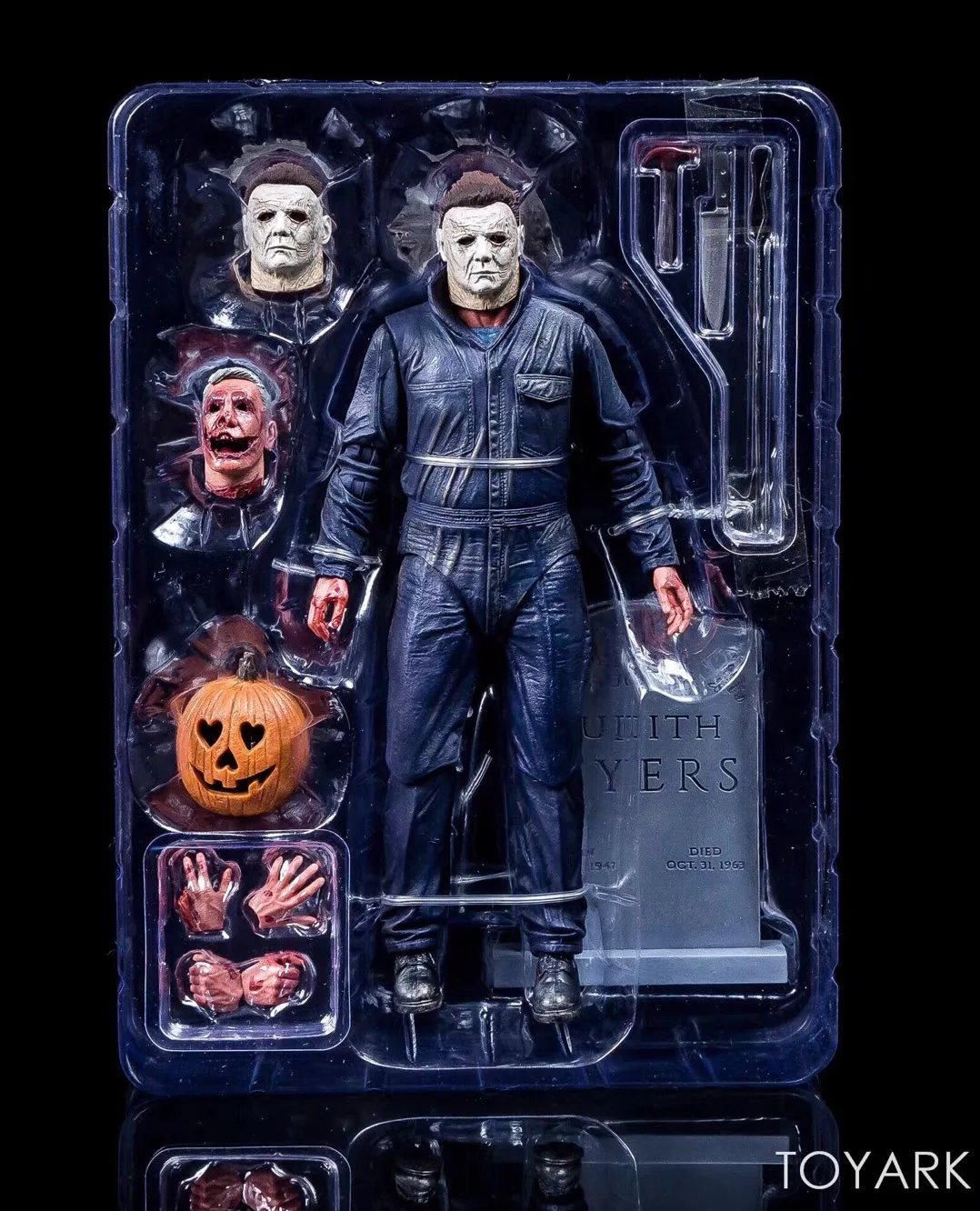 

NECA Moonlight Palpitation Panic Killer Michael Dawn Murder Mobile Figurine Model Garage Kit Decoration