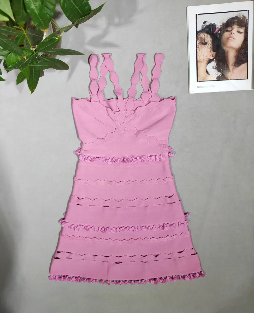 Новое женское черное розовое элегантное зеленое платье на бретельках Vestidos облегающее для вечеринки со знаменитостями Бандажное платье
