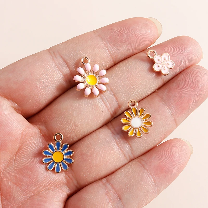 10 stücke Nette Daisy Sakaru Blumen Charms Schneeflocke Charms Anhänger für Halskette Ohrringe DIY Schmuck Machen Zubehör – Detail 5
