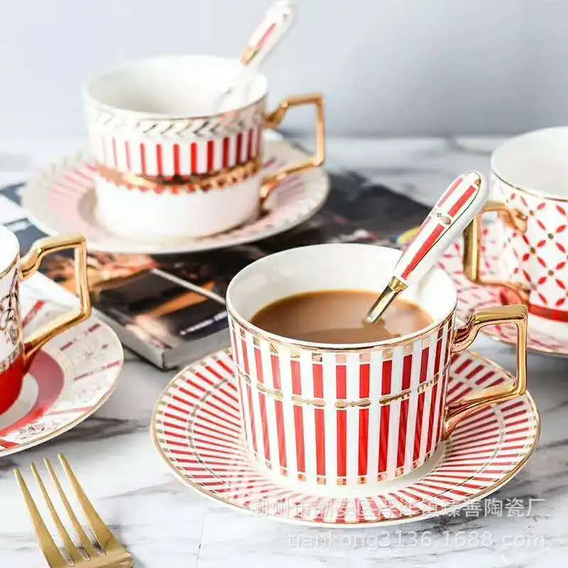 European style gold ceramic coffee cup and saucer high-end gift set simple afternoon flower tea with spoon | Дом и сад