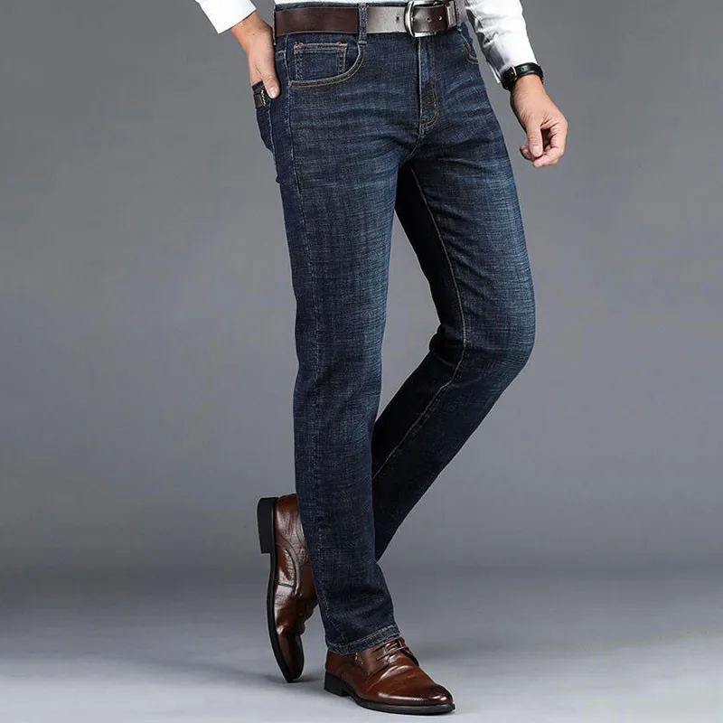 Джинсы мужские 2019 Новые мужские джинсы мужские прямые повседневные джинсовые брюки темно-синие джинсовые брюки больше размеров 28-40 42