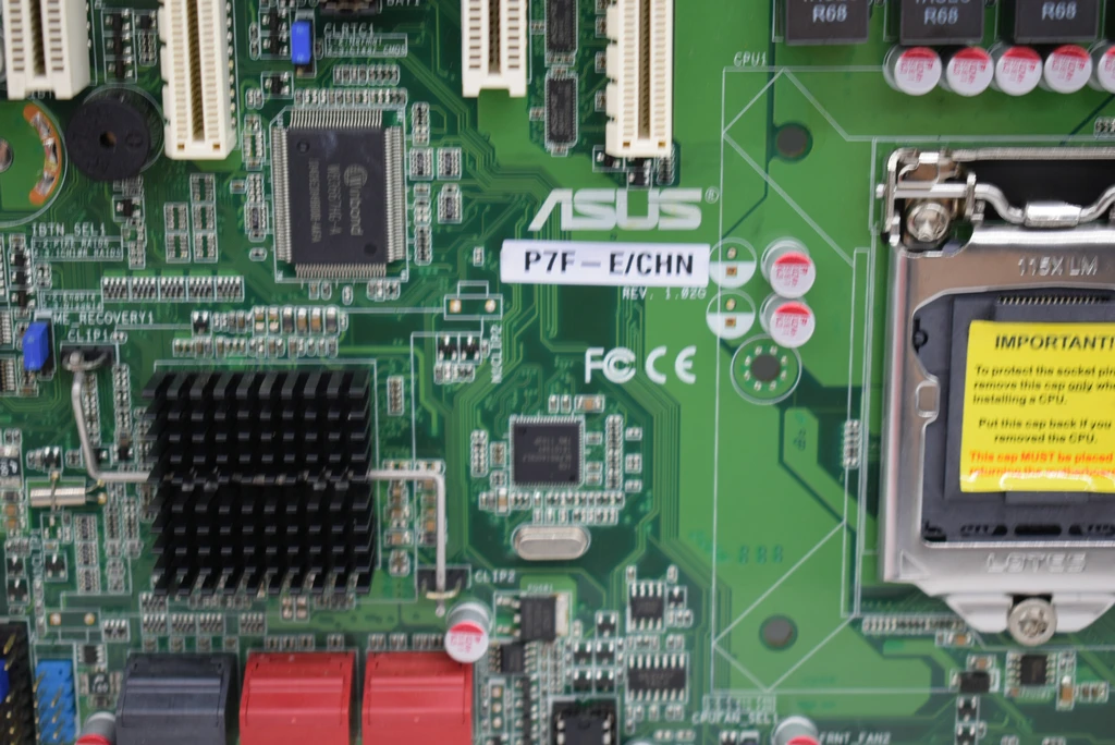 Одноканальная Серверная материнская плата для ASUS P7F-E/CHN LGA1156