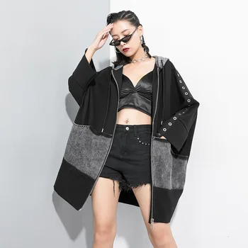 

LANMREM Streetwear Tops Loose Full Sleeve Hooded Batwing Patchwork Women Trench Coat Outwear 2020 Spring New Windbreaker TC325