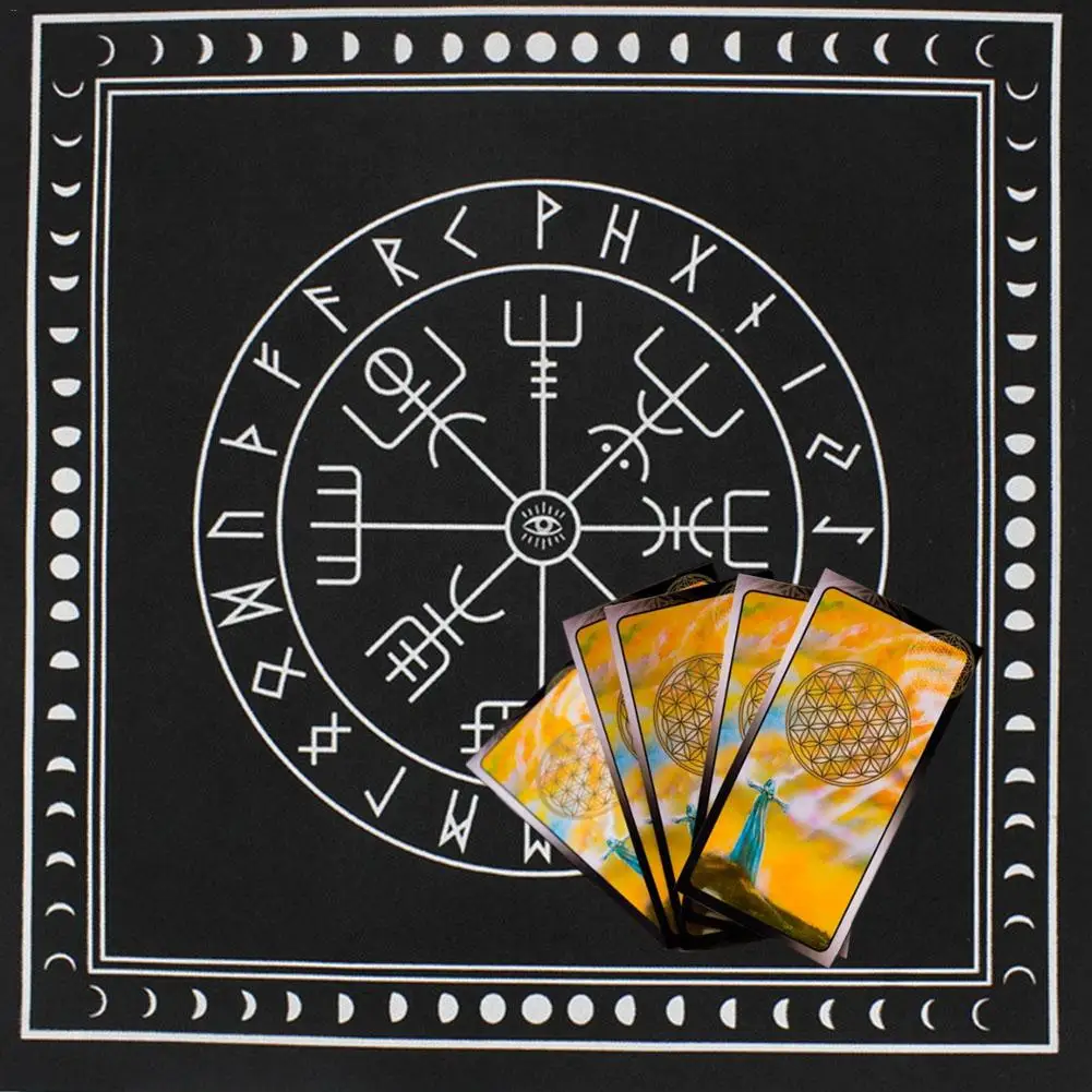 Tarot Tablecloth Triple Moon Pentagram Pagan Altar Card Cloth Flannel For Party Playing Cards Board Deck Game Entertainment