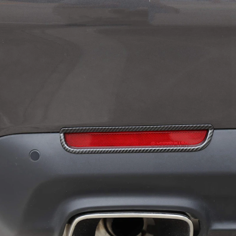 Задний противотуманный светильник противотуманная фара накладка наклейка для Dodge Challenger- углеродное волокно узор