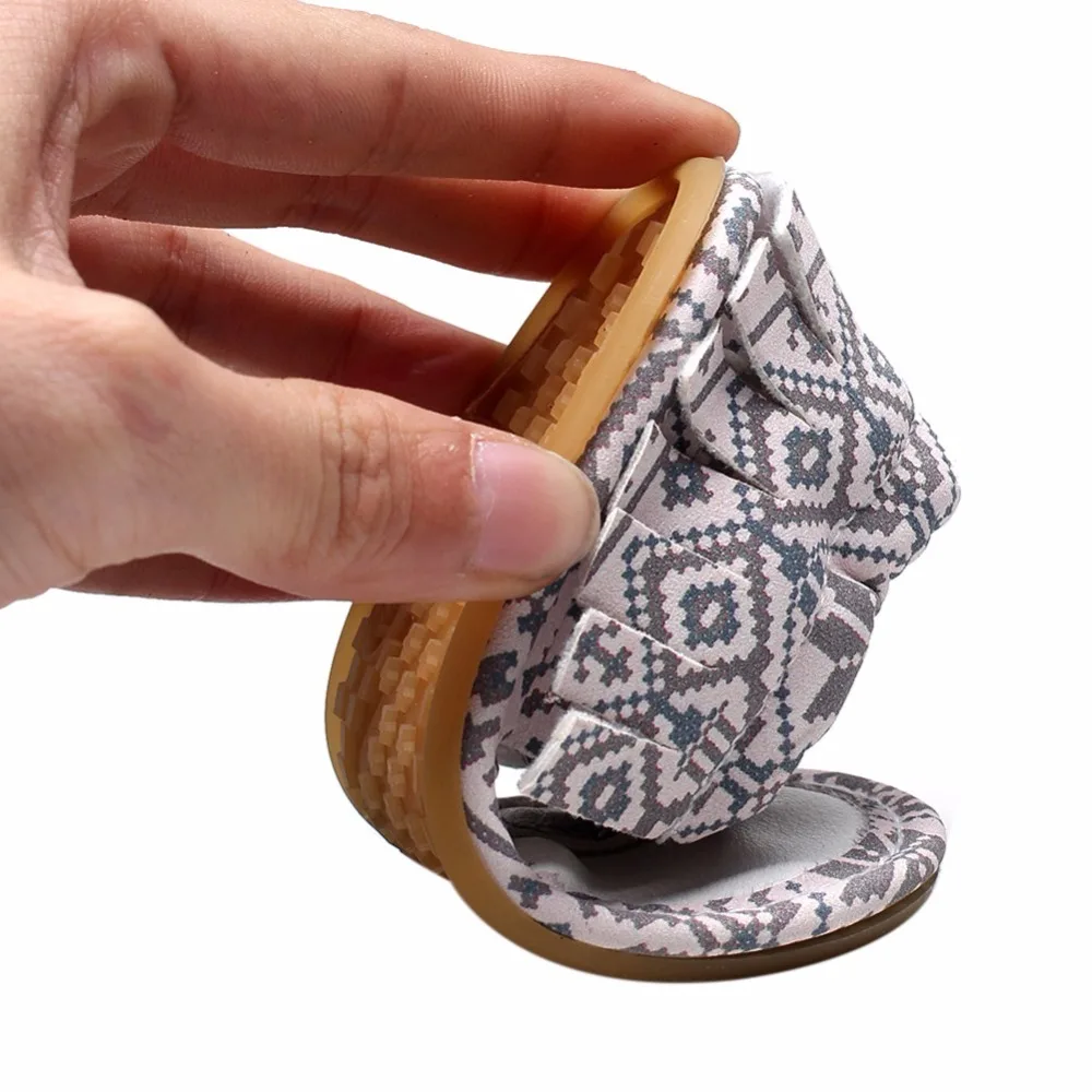Для маленьких девочек; обувь для первых шагов; нескользящая обувь; обувь для первых шагов; обувь для маленьких девочек; повседневная обувь с мягкой подошвой; Новинка