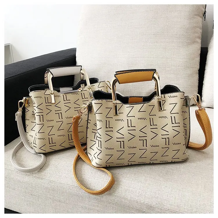

British Fashion Simple Small Square bag Women's Designer Handbag 2020 High-quality PU leather luis vuiton gg Chain Shoulder bags