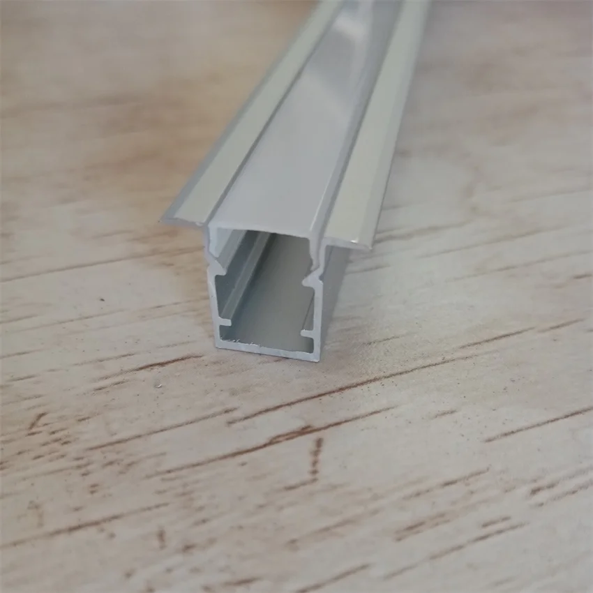 profile-aluminium-led-encastre-pour-bandes-lumineuses-8mm-1m-piece