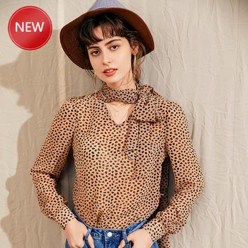 

Woman Ou Fan Kitts 2020 Summer New Fashionable Leopard Print Elegant Chiffon Shirt Collar Long Streamers Temperament French