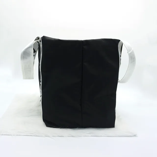 2022 New Ladies One Shoulder Tote Bag High Quality Fashion Ladies Eco-Friendly Tote Bag Large Capacity Shopping Bag Ins Trend Black letter