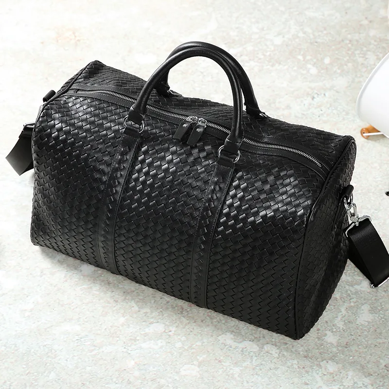 

2019 New Traveller Bag Woven Large Capacity Bag Single Shoulder Computer Pack Korean Business Travel Pack Style Brief.