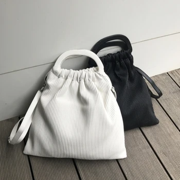 

Luxury Handbags Women Bucket Bag Famous Soft Leather Knitting HandBag Female Vintage Crossbody Bucket Bag Leather Purse