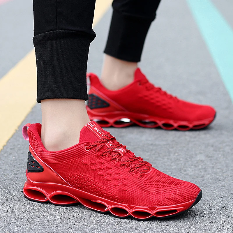 

2019 Hot Sale Men's Breathable Shoes High Quality Outdoor Comfortable Lightweight Casual Sneakers red Male footwear