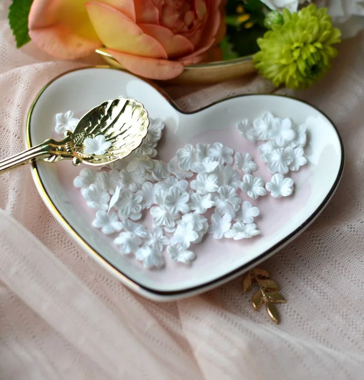 30 Piece Set of Silk Flower Appliques